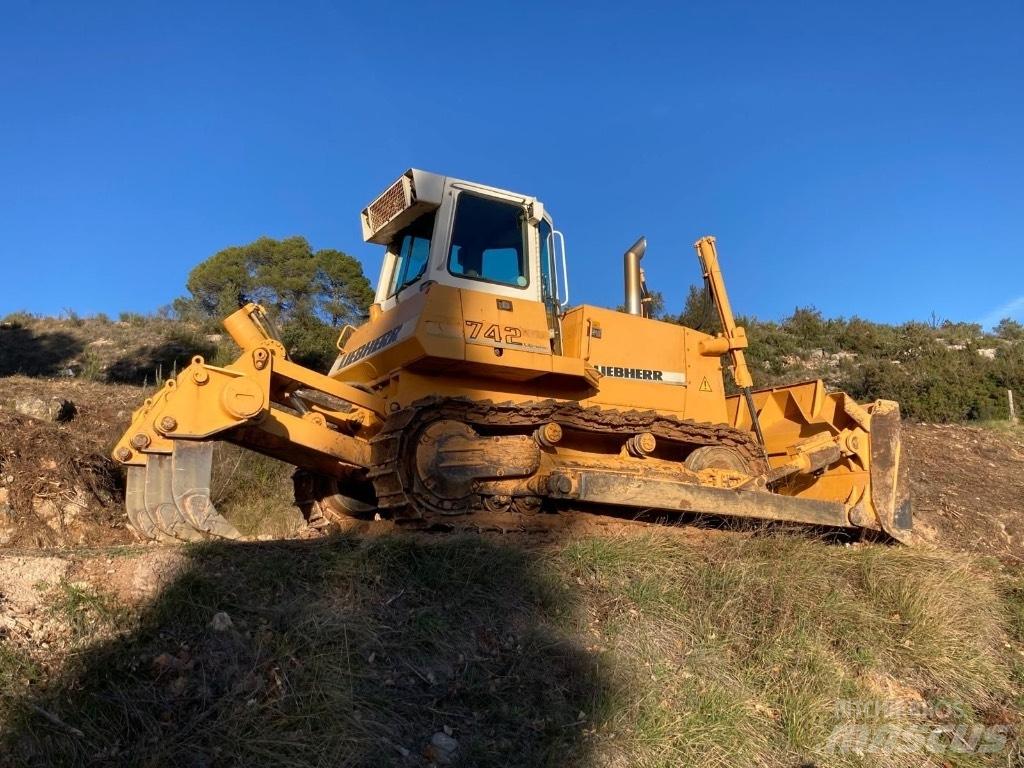Liebherr PR 742 Rupsdozers