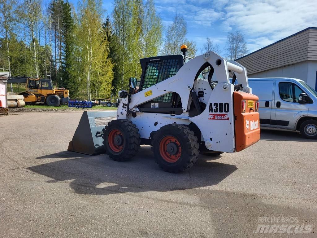Bobcat A 300 Schrankladers