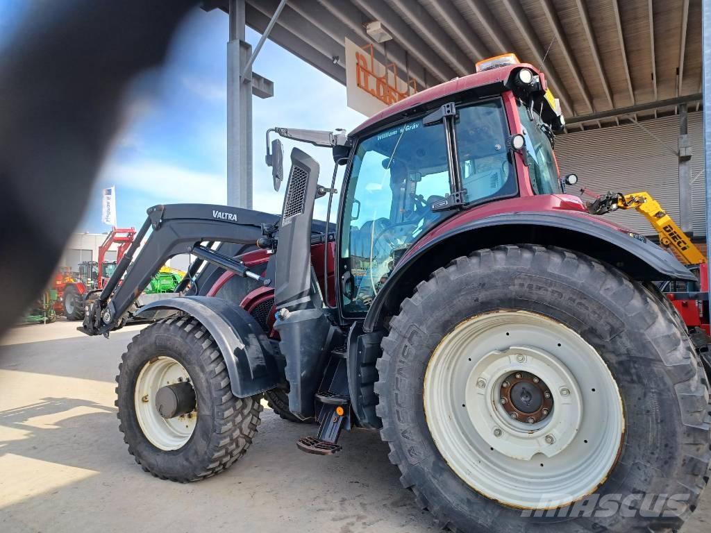 Valtra 234 Direct Tractoren