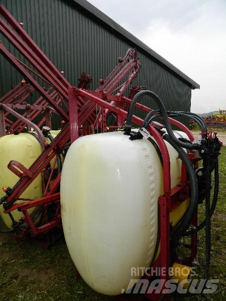 Hardi 900 Getrokken spuitmachines