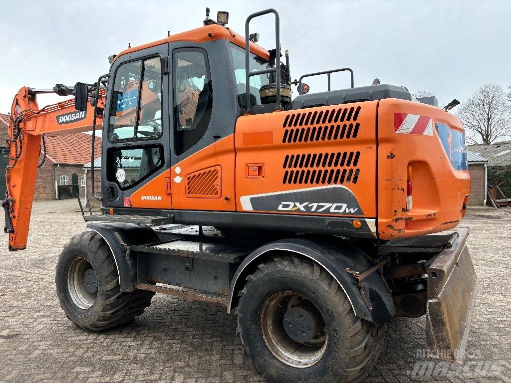 Doosan DX 170 W Wielgraafmachines