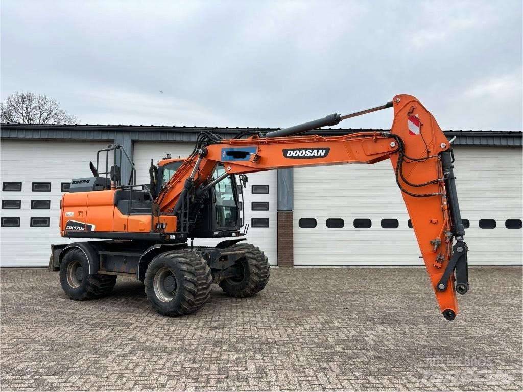 Doosan DX 170 W Wielgraafmachines