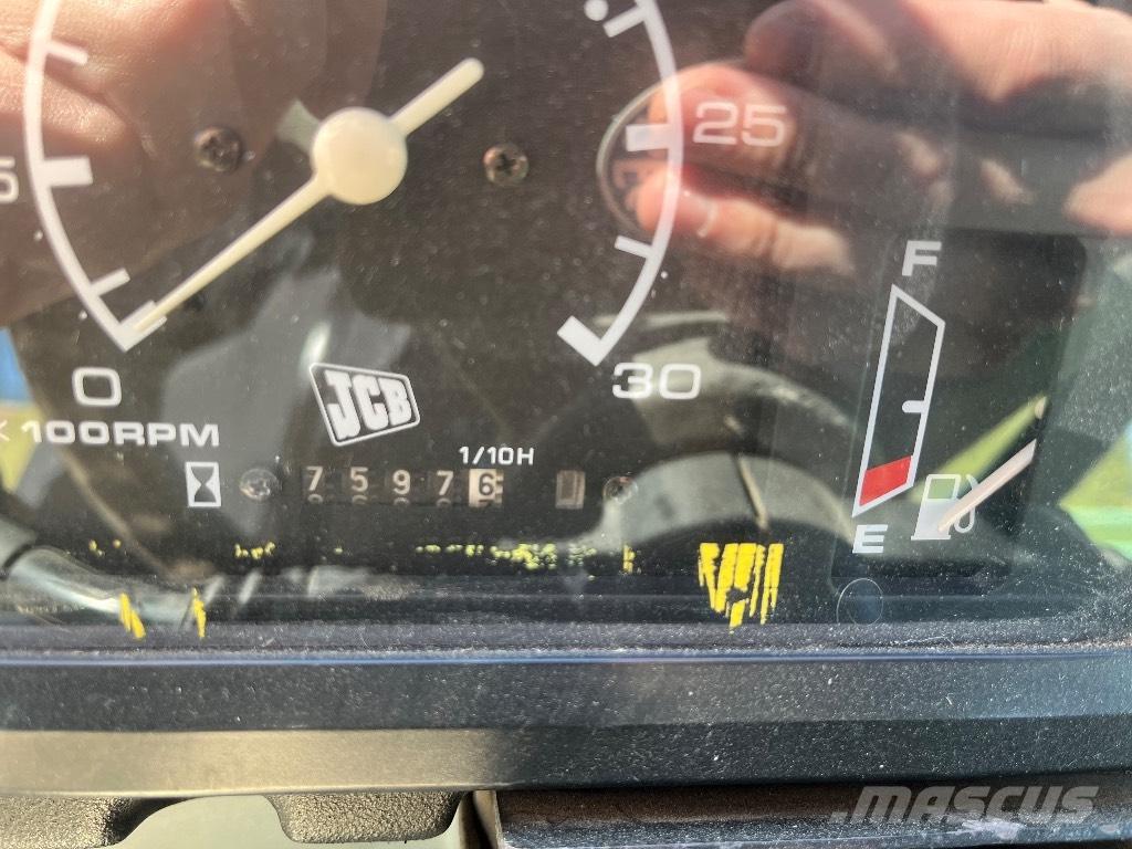 JCB Fastrac 155-65 Tractoren