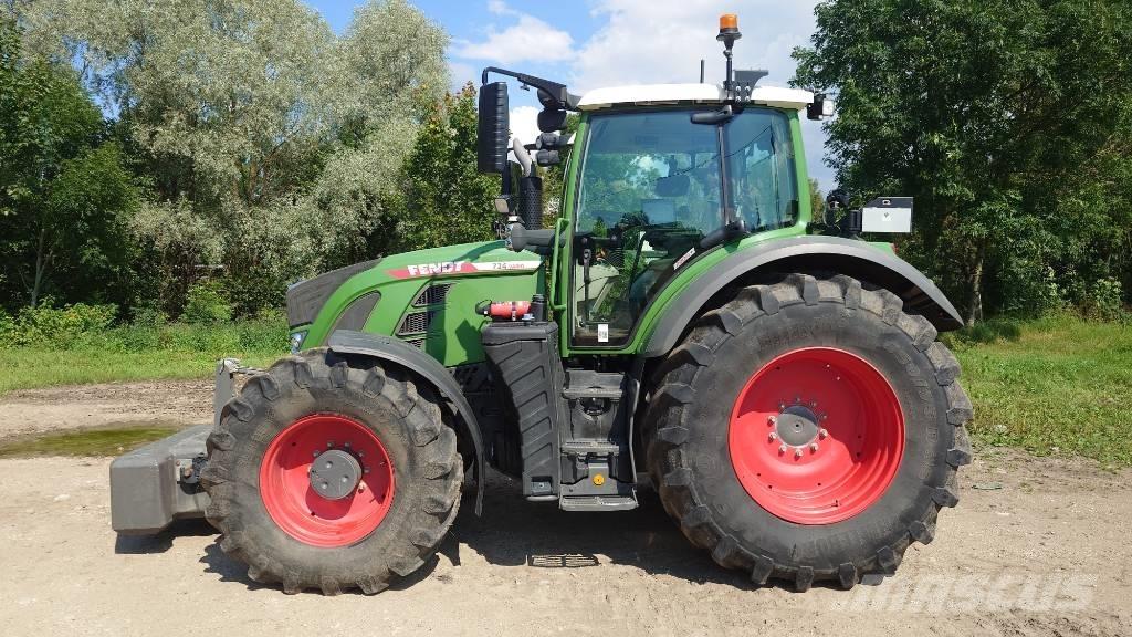 Fendt 724 Profi Plus Tractoren
