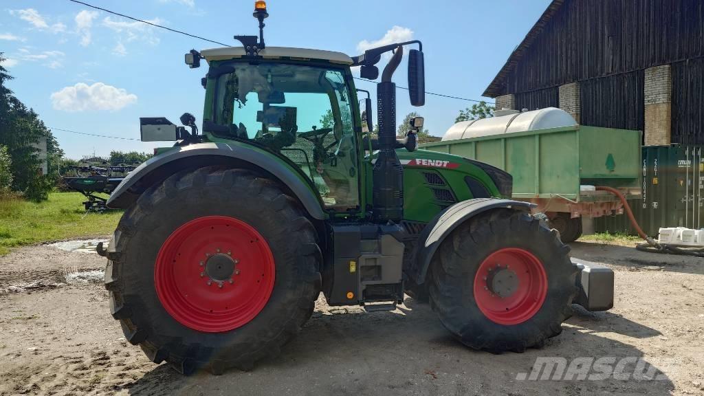 Fendt 724 Profi Plus Tractoren