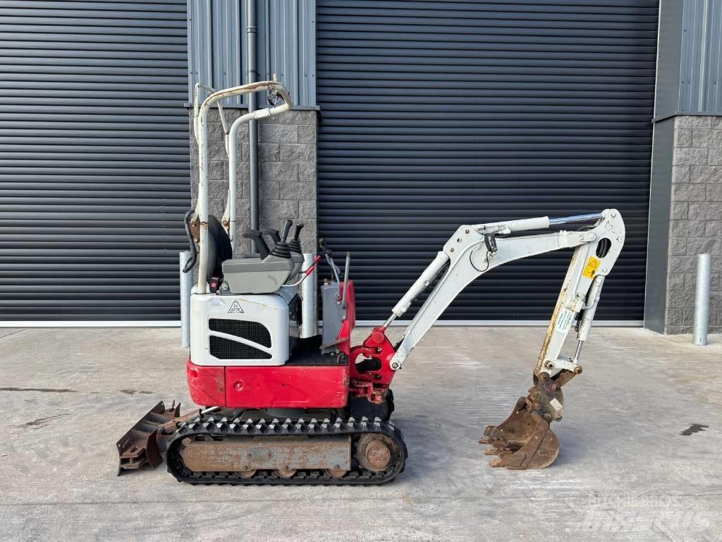 Takeuchi TB 210 R Minigraafmachines < 7t
