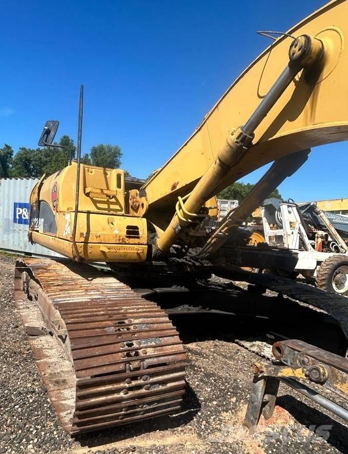 CAT 322 CL Rupsgraafmachines