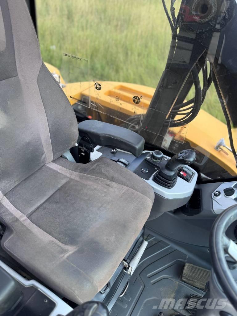 Mecalac 12 MTX Graaf-laadcombinaties