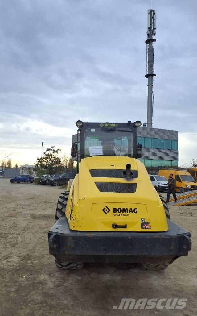 Bomag BW219D5 Stampers