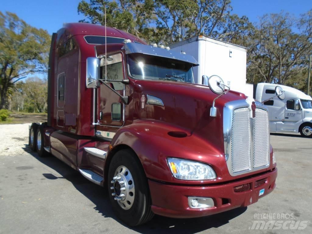 Kenworth T 600 Trekkers