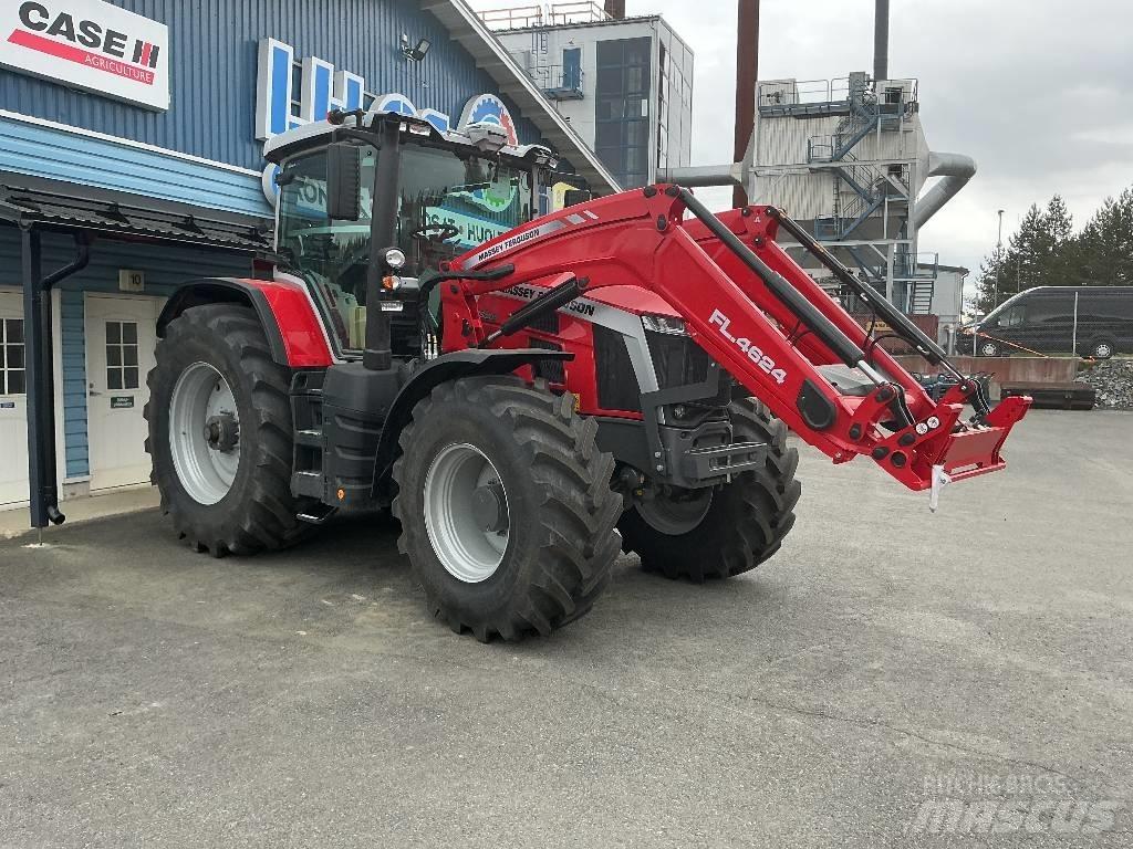 Massey Ferguson 8 S Tractoren