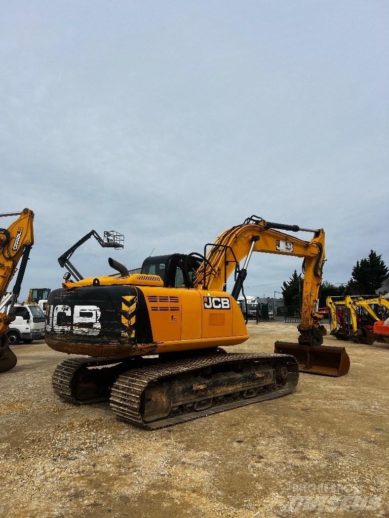 JCB JS 220 N LC Rupsgraafmachines