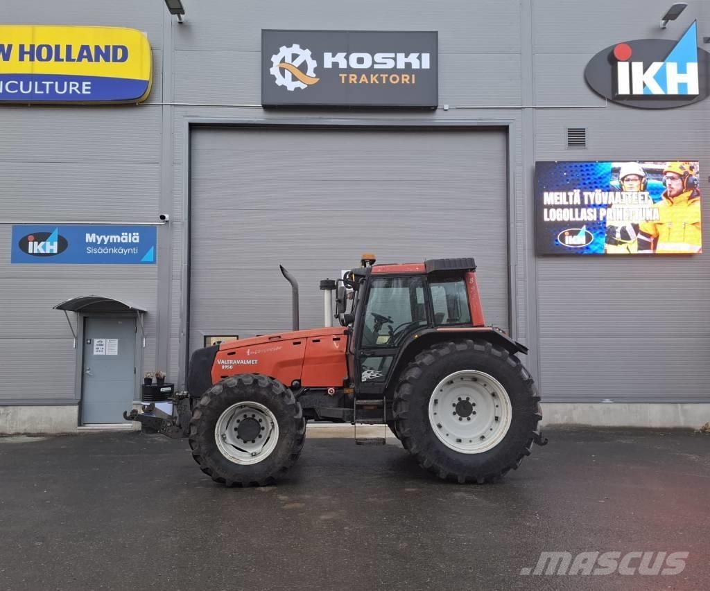 Valtra Valmet 8950 Tractoren