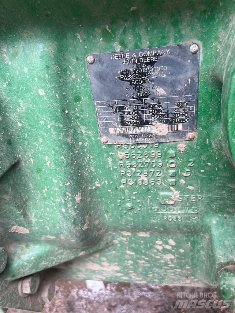 John Deere 8320R Tractoren