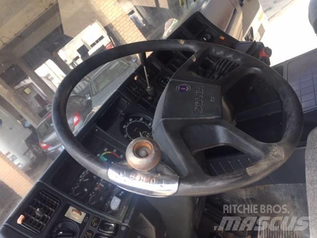Scania 143-450 Cabine en interieur
