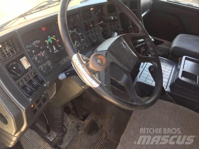 Scania 143-450 Cabine en interieur
