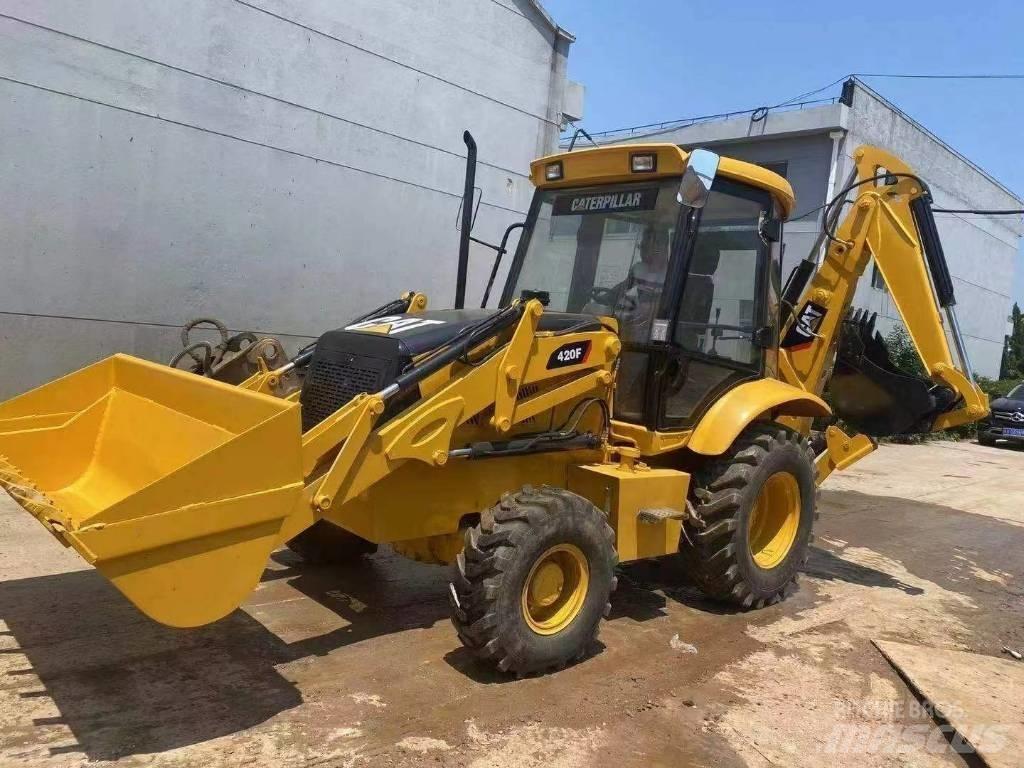 CAT 420F Graaf-laadcombinaties