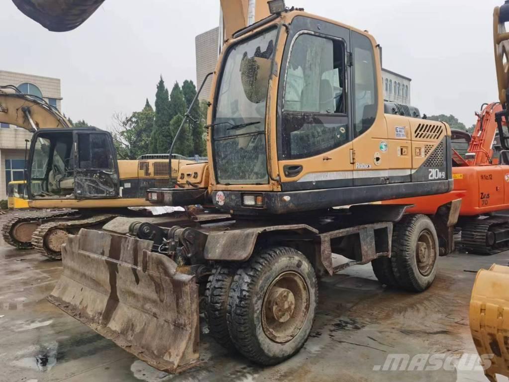 Hyundai R210W-9 Wielgraafmachines