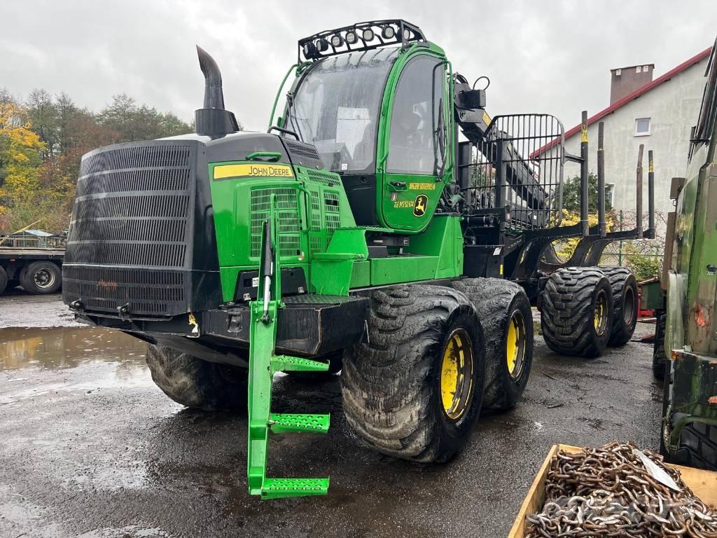 John Deere 1110G Forwarders