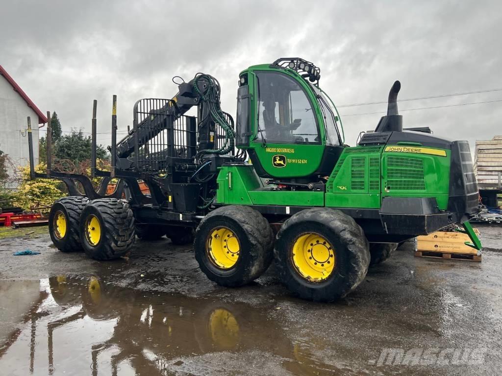 John Deere 1110G Forwarders