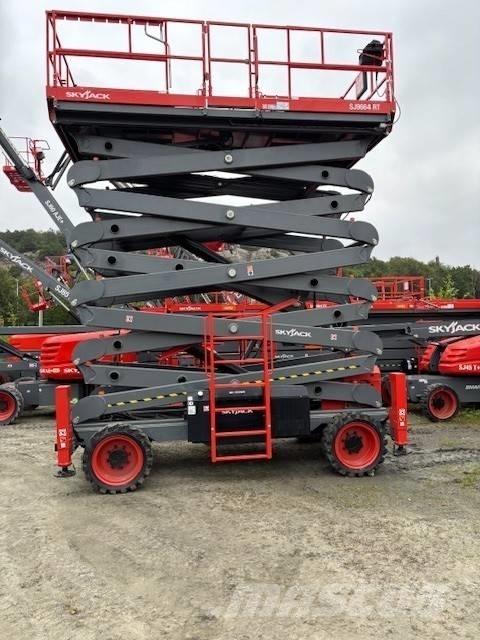 SkyJack SJ9664RT Schaarhoogwerkers