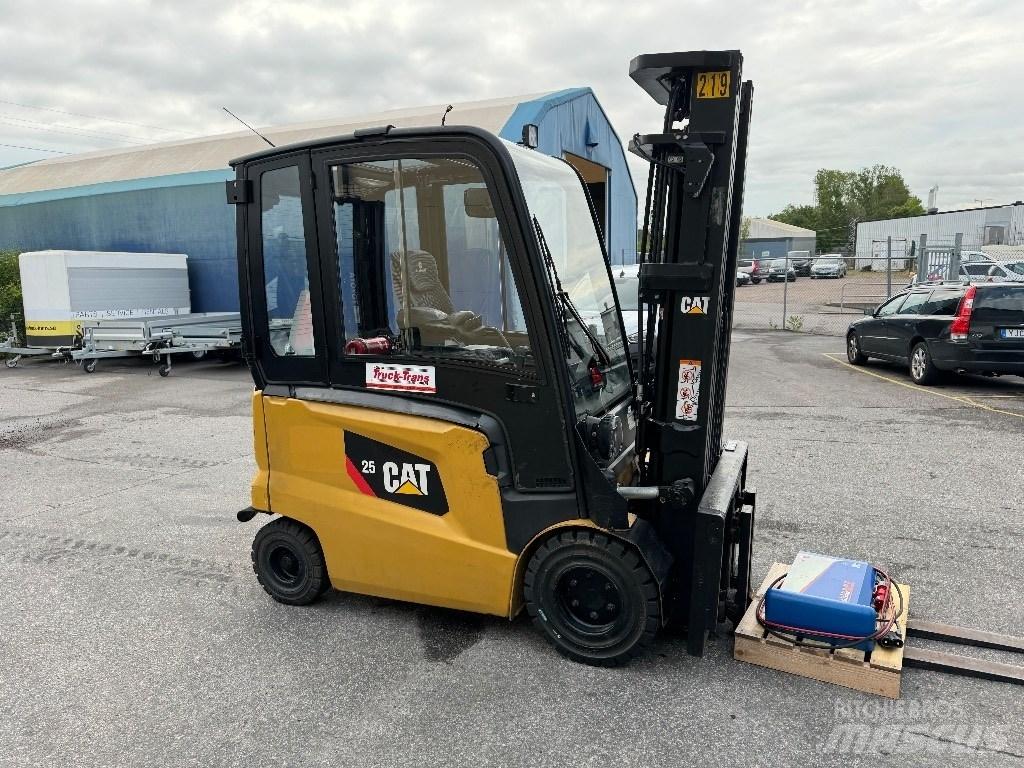 CAT EP25CN Elektrische heftrucks