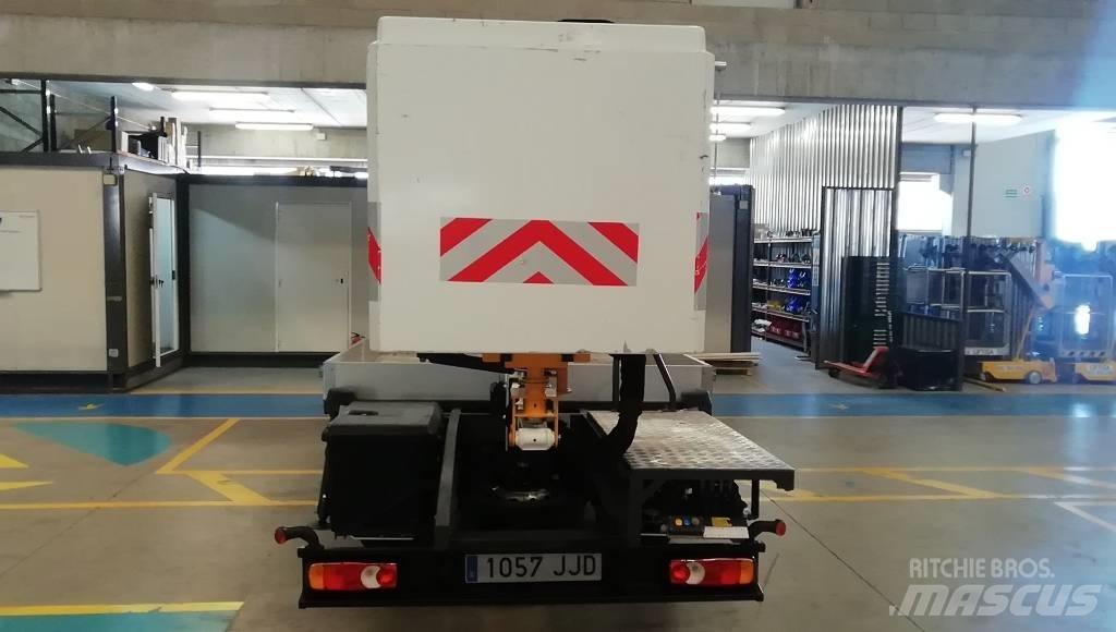 Nissan CABSTAR NT400 Auto hoogwerkers