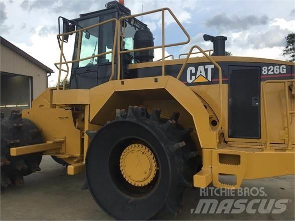 CAT 826G Afvalpersen