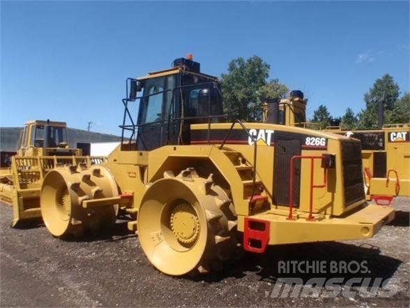 CAT 826G Afvalpersen