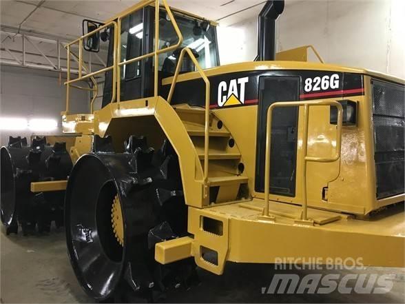 CAT 826G Afvalpersen