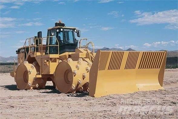 CAT 836H Afvalpersen