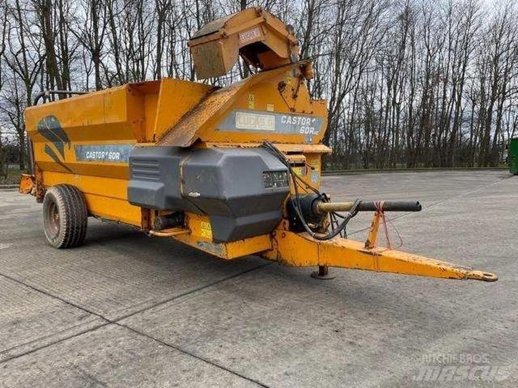 Lucas Castor 60R Vierkante balenpers