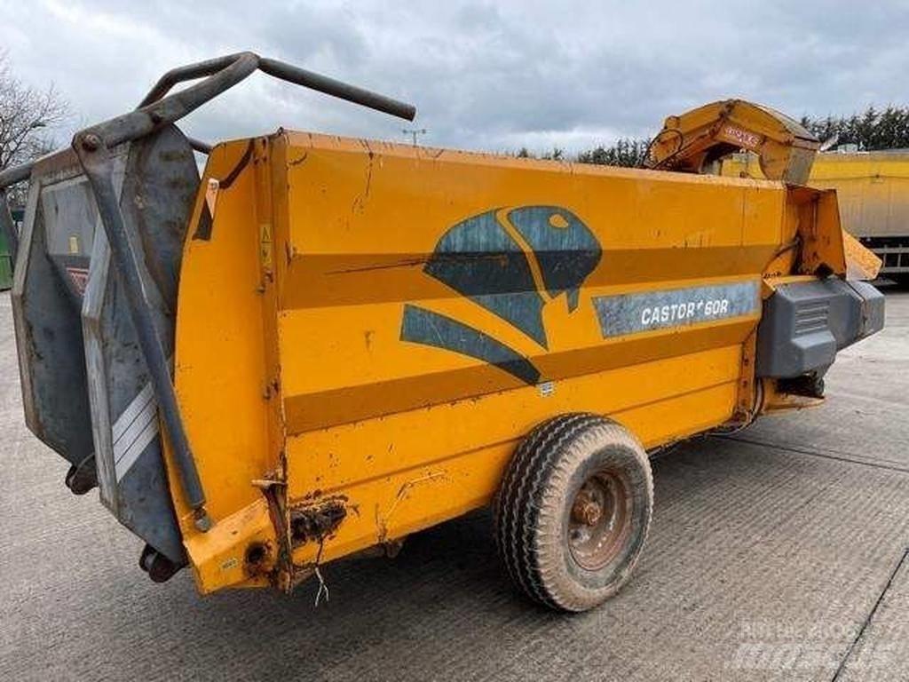 Lucas Castor 60R Vierkante balenpers