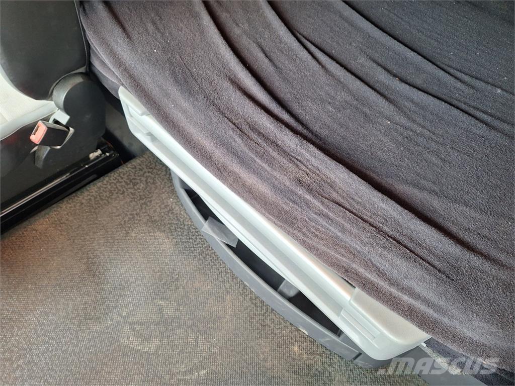 Renault T 480 Trekkers