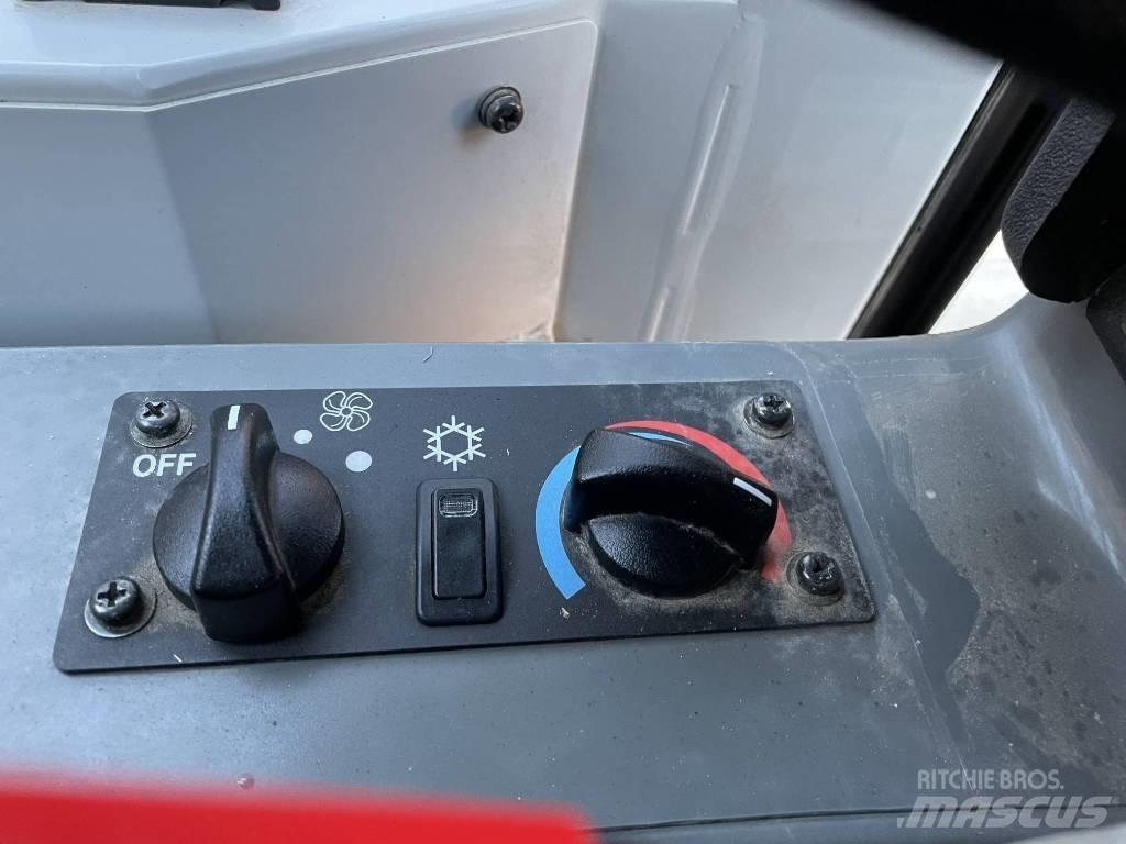 Takeuchi TCR50-2 Rupsdumpers