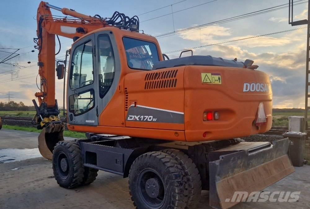 Doosan DX 170 W Wielgraafmachines