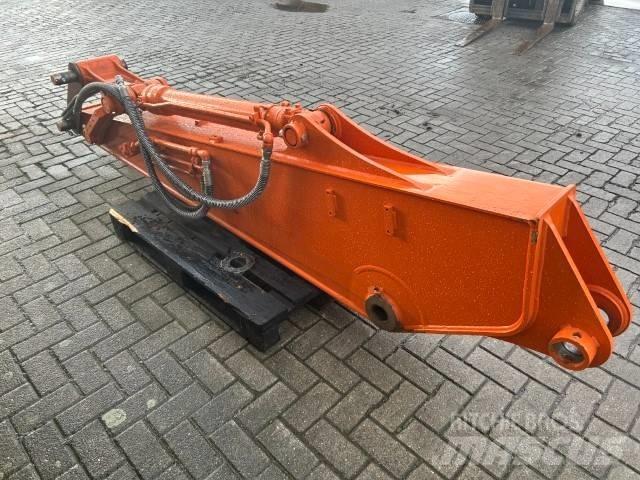 Hitachi ZX 135 Rupsgraafmachines