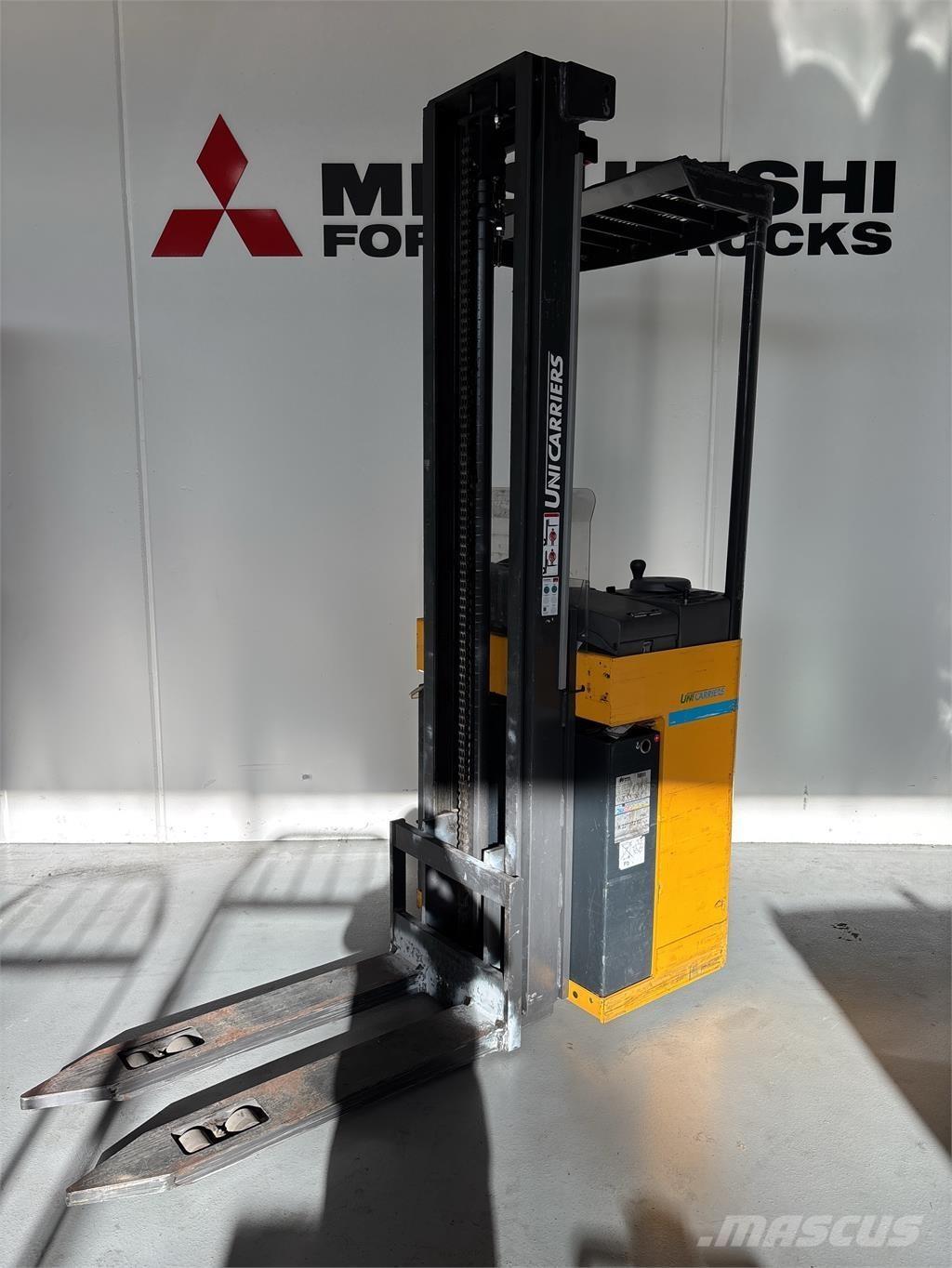 Atlet A160 Zelfrijdende stapelaars