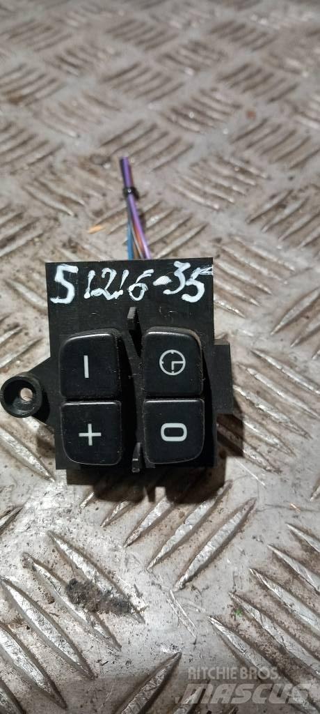 Scania R 440   1789934 Cabine en interieur