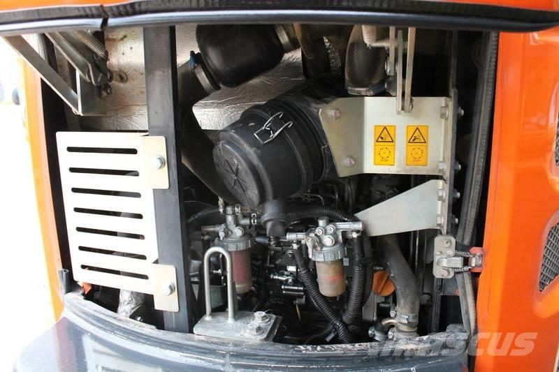 Hitachi ZX 26 U Minigraafmachines < 7t