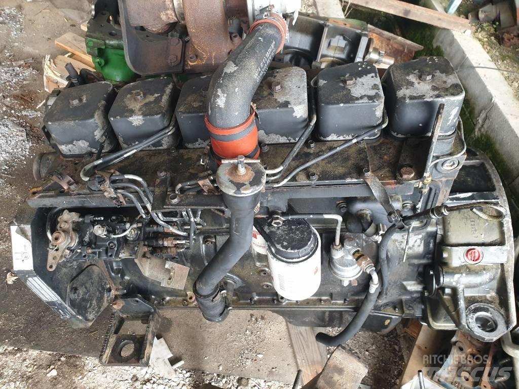 CASE 980 Rupsgraafmachines