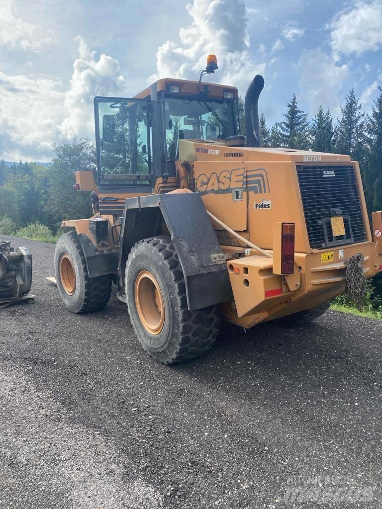 CASE 621 C Wielladers
