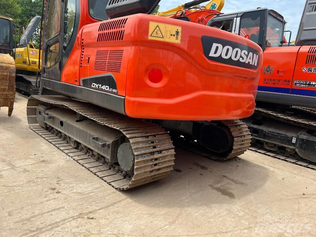 Doosan DX140 Rupsgraafmachines