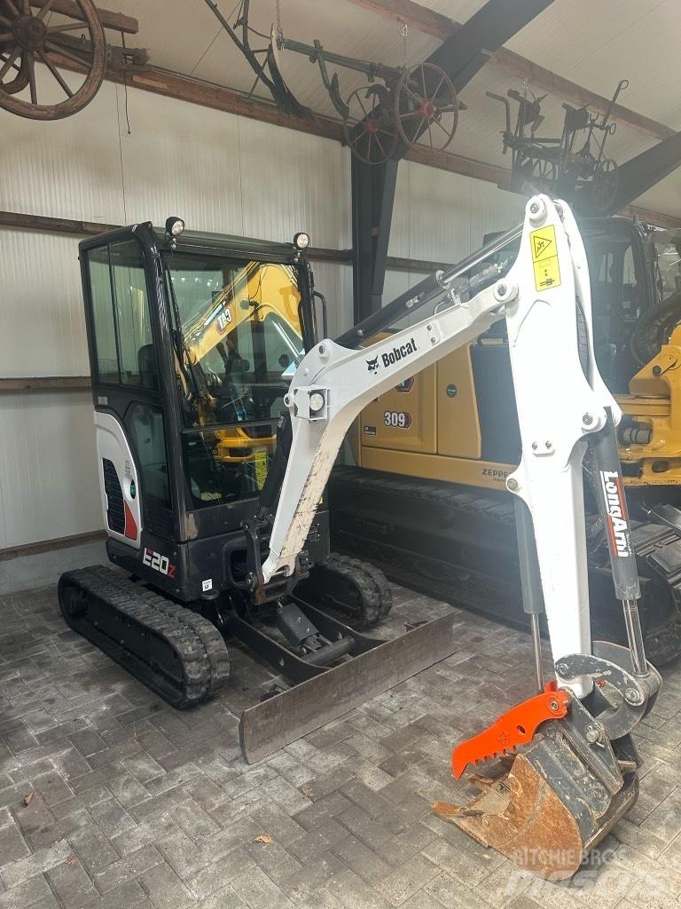 Bobcat E 20 Z Minigraafmachines < 7t