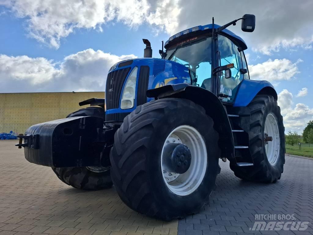 New Holland T 8050 Tractoren