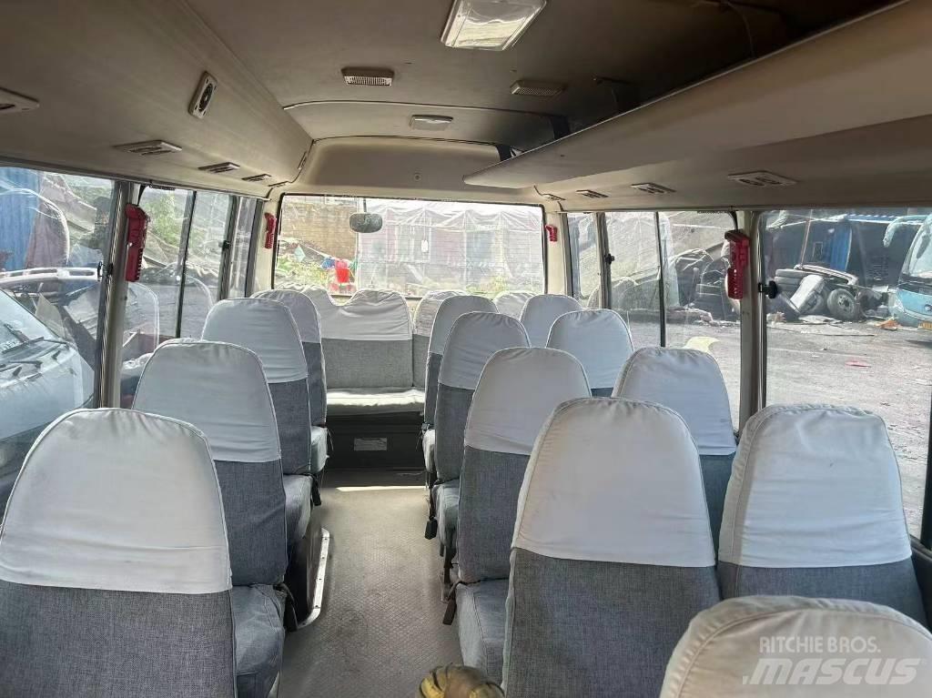 Toyota Coaster Intercitybussen