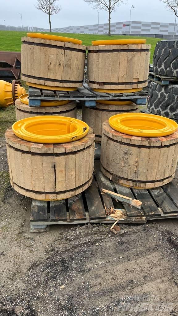 Volvo A30G Banden, wielen en velgen