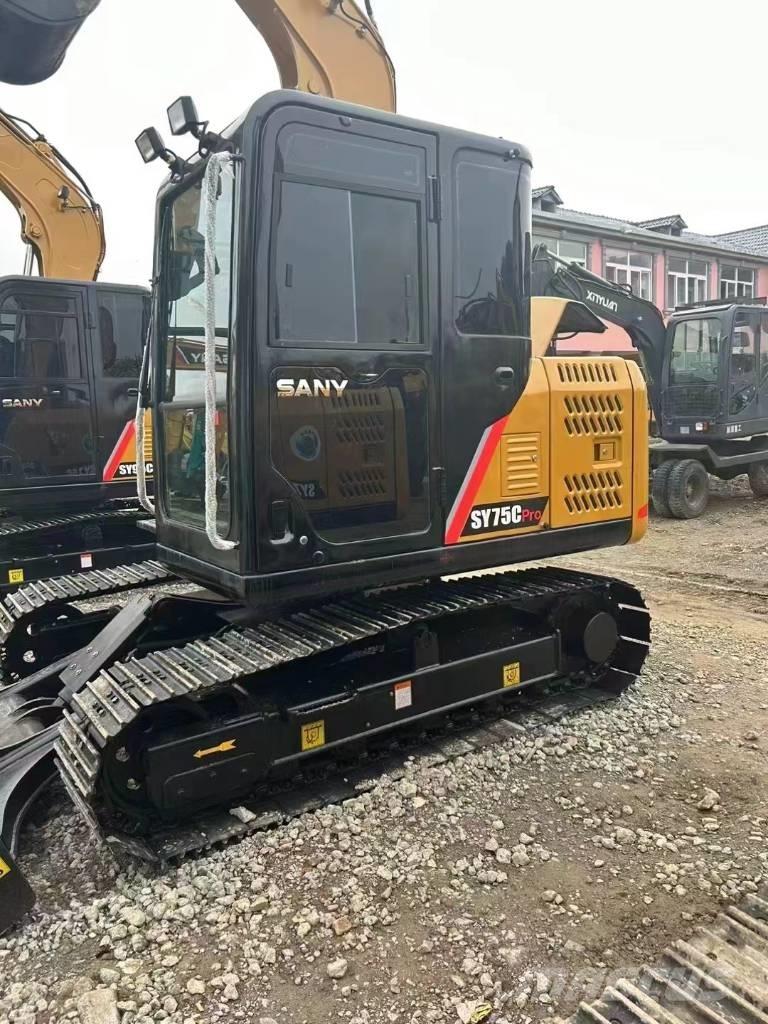 Sany SY 75 C pro Rupsgraafmachines