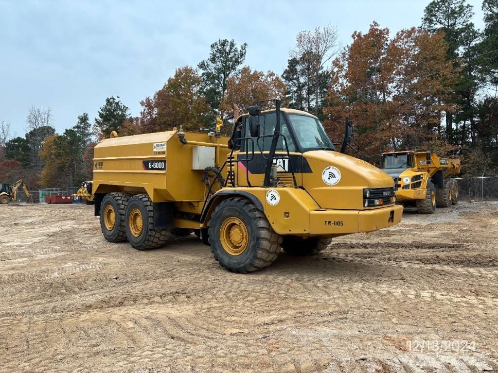 CAT 730 Water tankwagens