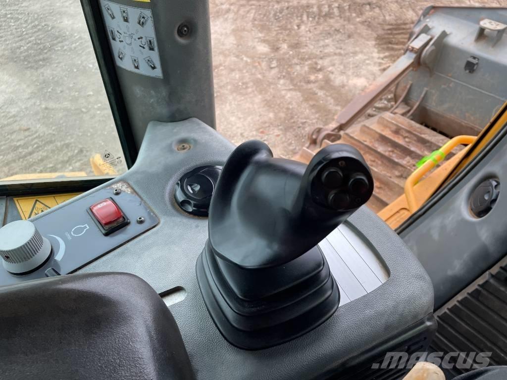 Liebherr PR 746 Rupsdozers